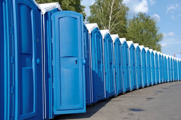 Best Portable restroom trailer rental  in Mercersburg, PA